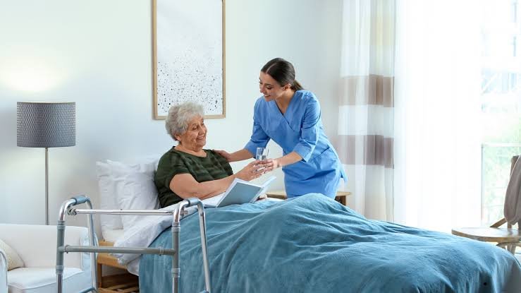 A Complete Guide to Elderly Care Services at Home in Delhi